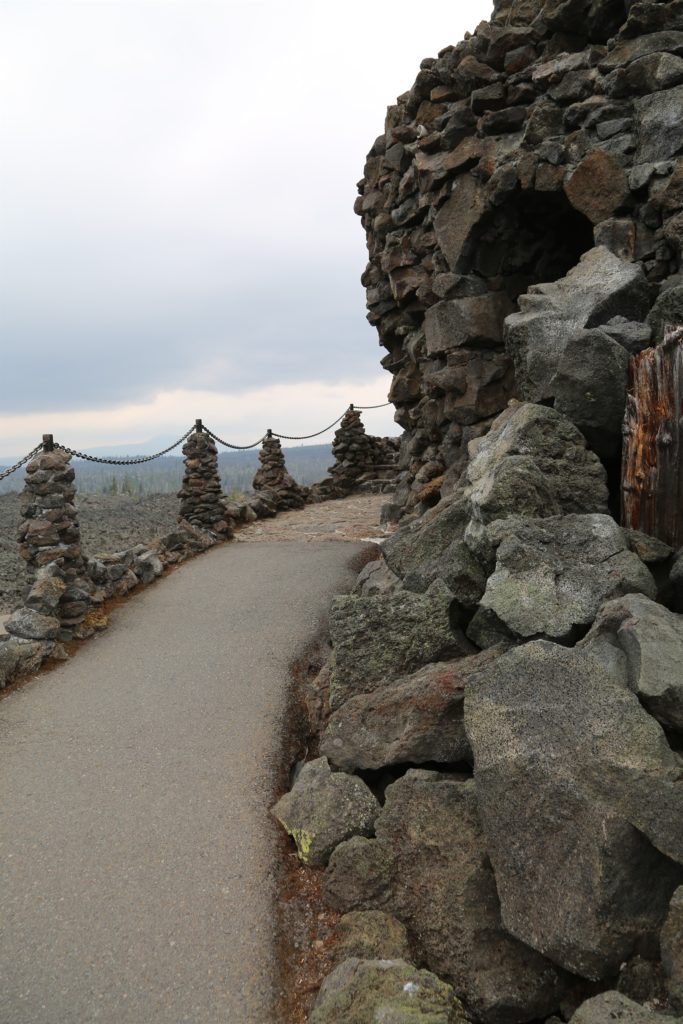 Dee Wright Observatory: Discover Oregon's Best Stargazing