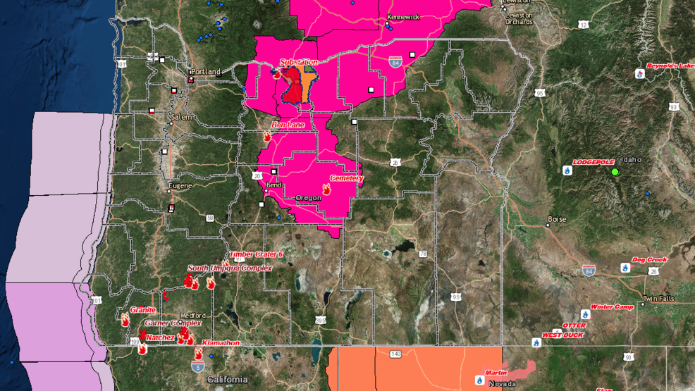 Oregon Fires Map: Track Evacuations & Safety Zones